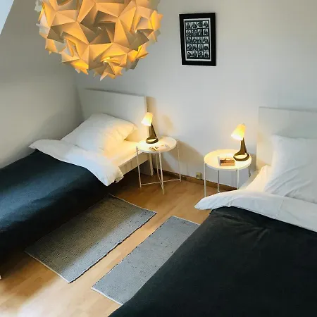 Ferien- Und Messewohnung In * Meerbusch